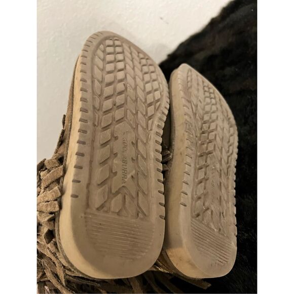 Koolaburra Brown Fringe Suede 9 Winter Women's Boots Uggs - Picture 3 of 6